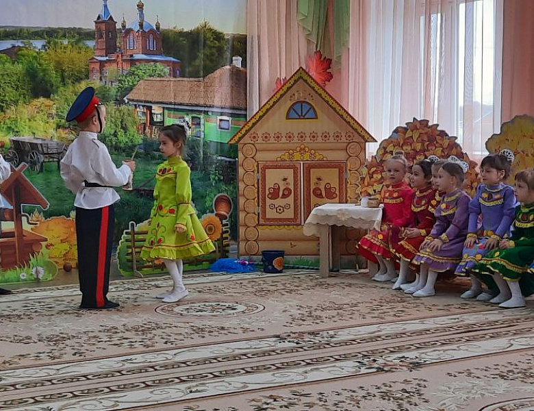 Фольклорный праздник "Как на наши Осенины!"