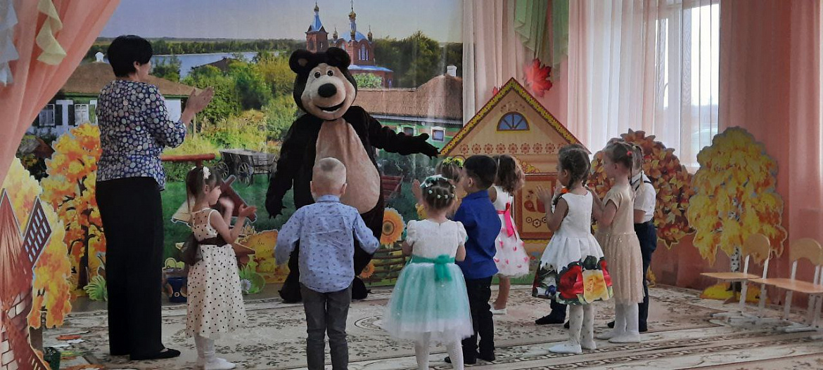 "Путешествие на осеннем паровозике"