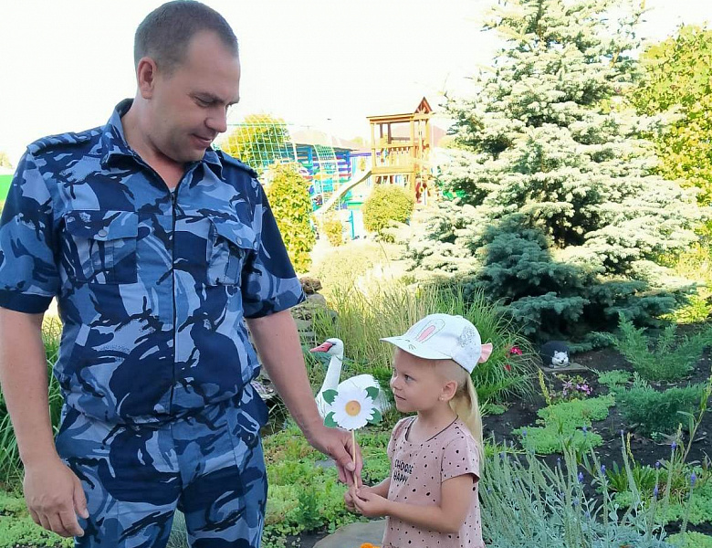 Акция "Подари ромашку" 