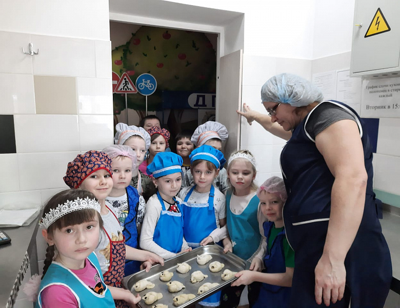 Жаворонки прилетите. Возрождение традиций празднования памяти Сорока мучеников Севастийских»