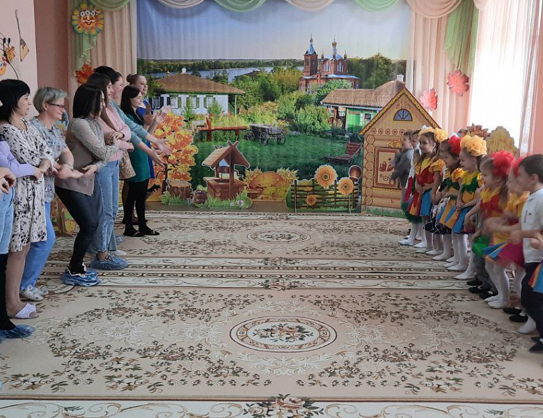  Конкурсная программа "Осенний букет".