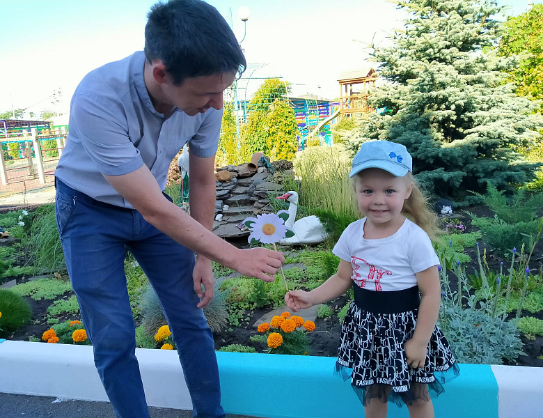 Акция "Подари ромашку" 
